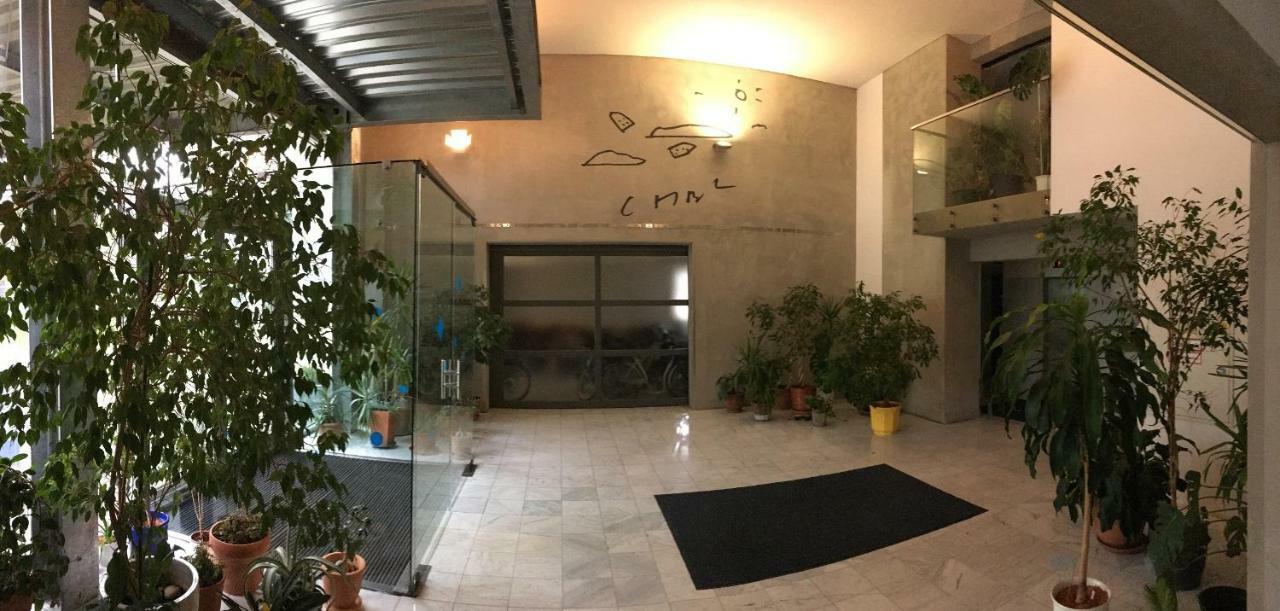 Zentrumnah Direkt An Ubahn Bei Un-Vic Und Am Badestrand Wien Eksteriør billede